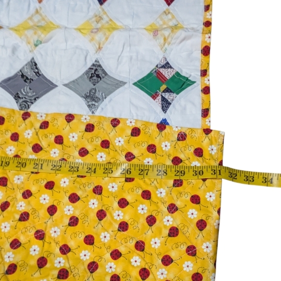 Hand Stitched Cathedral Window Quilt 47” x 31” Mini Quilt Handmade - Picture 7 of 7